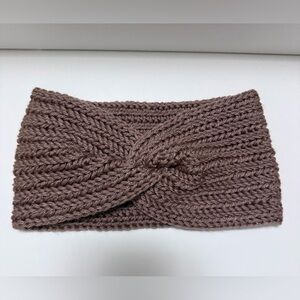 Cozy Brown Knit Turban Headband